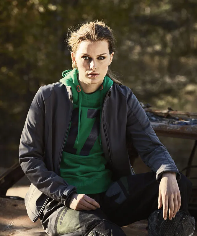 Lady-sitting.webp