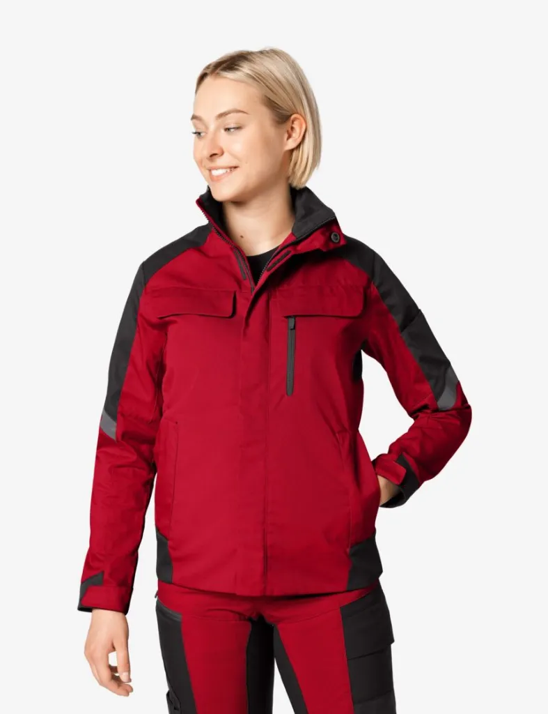 Andrea rot Lady.webp