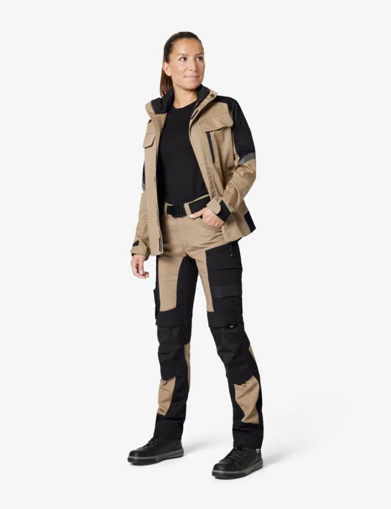 Andrea beige Lady.webp