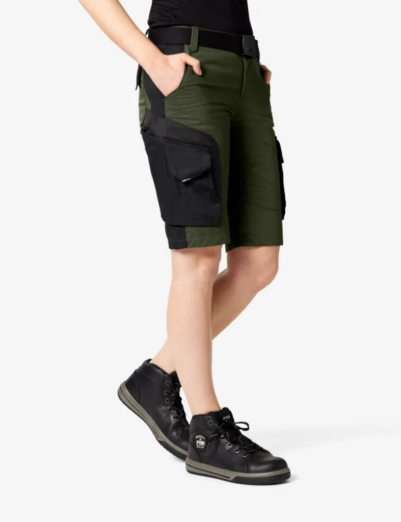 Annika olive Lady.webp