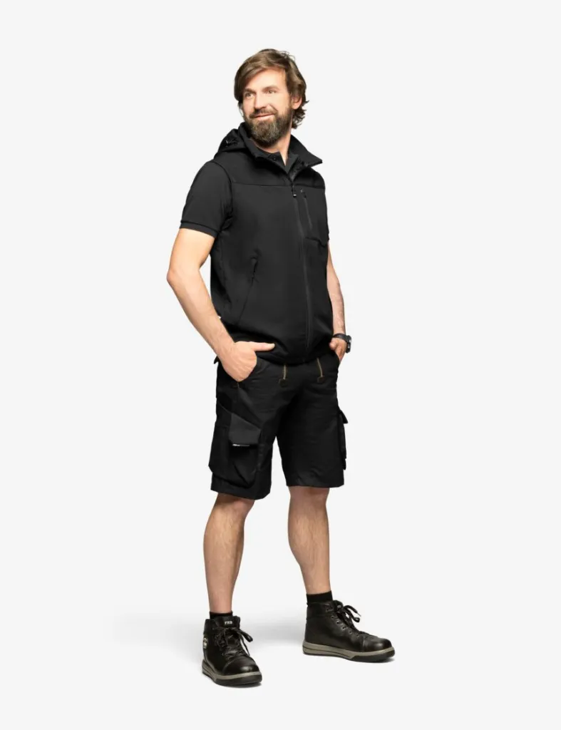 Justus schwarz men.webp